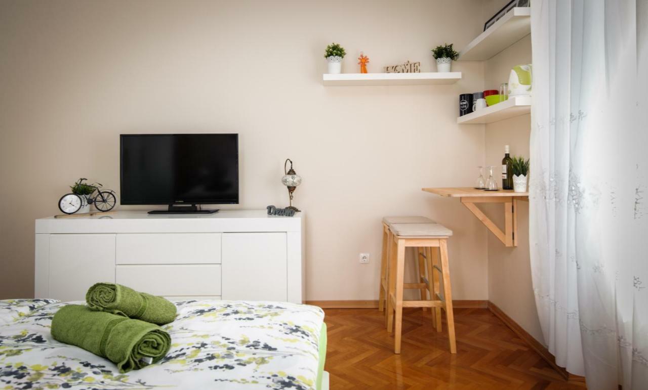 Private Accommodation Milisa Split Eksteriør bilde